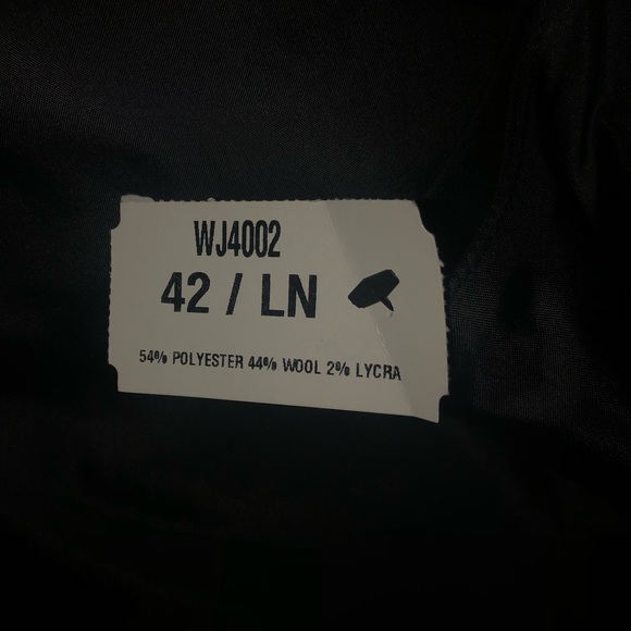 **Complete Suit Ensemble with All-Season Trench Coat** - Picture 15 of 15